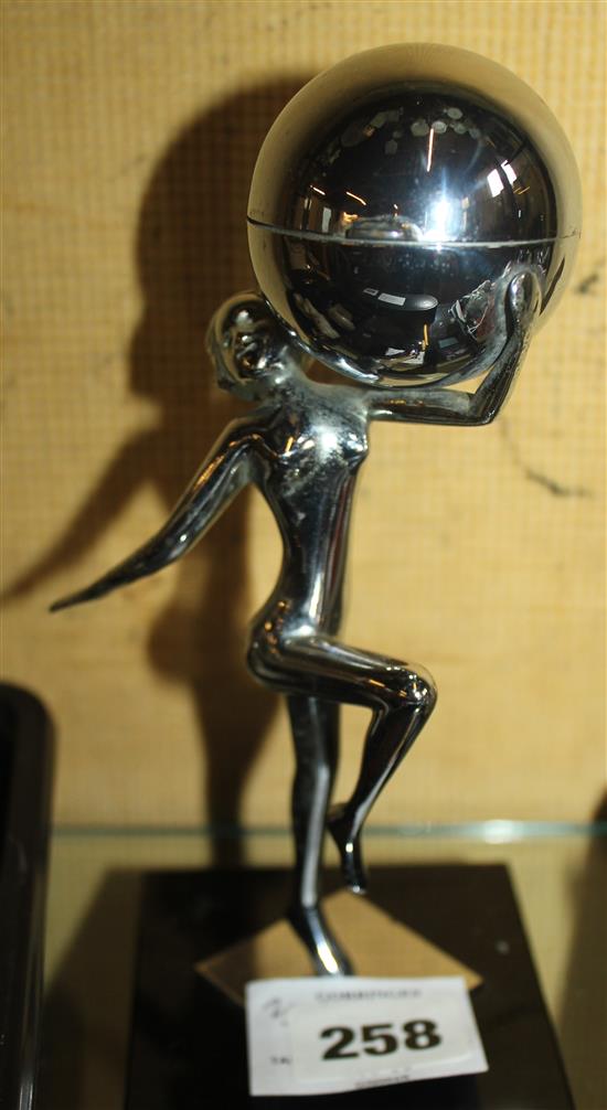 Deco chrome figure table lighter(-)